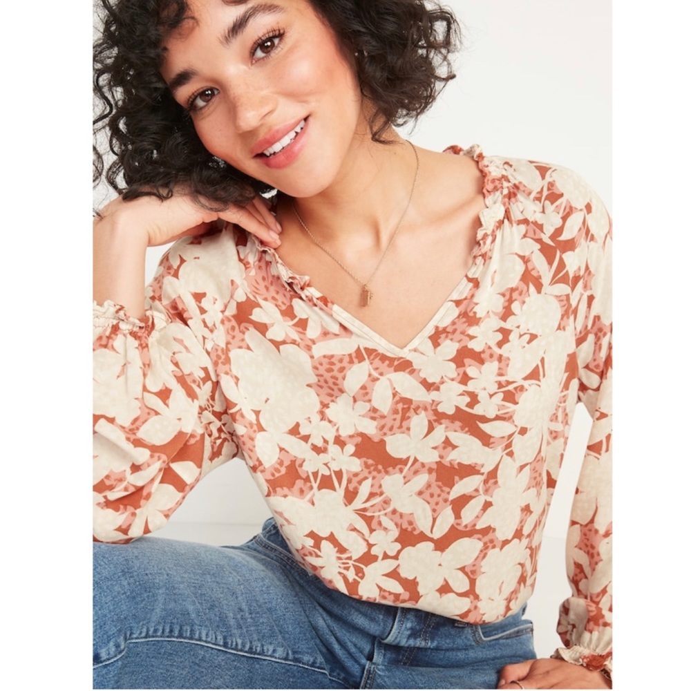 Ruffled Floral-Print Split-Neck Blouse NWT